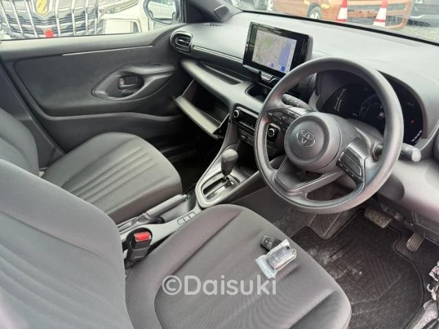 Toyota Yaris G 2024