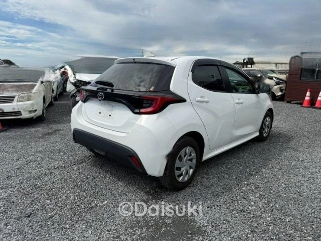 Toyota Yaris G 2024