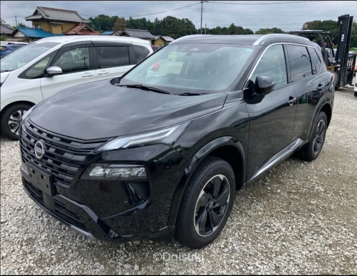 2025 NISSAN X-TRAIL HYBRID G e-4ORCE Driven 4100km