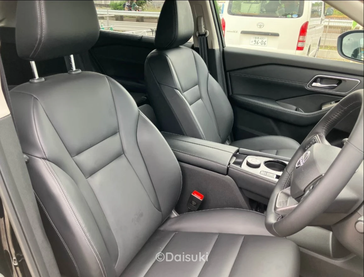 2025 NISSAN X-TRAIL HYBRID G e-4ORCE Driven 4100km