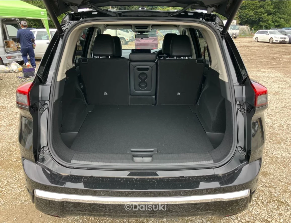 2025 NISSAN X-TRAIL HYBRID G e-4ORCE Driven 4100km