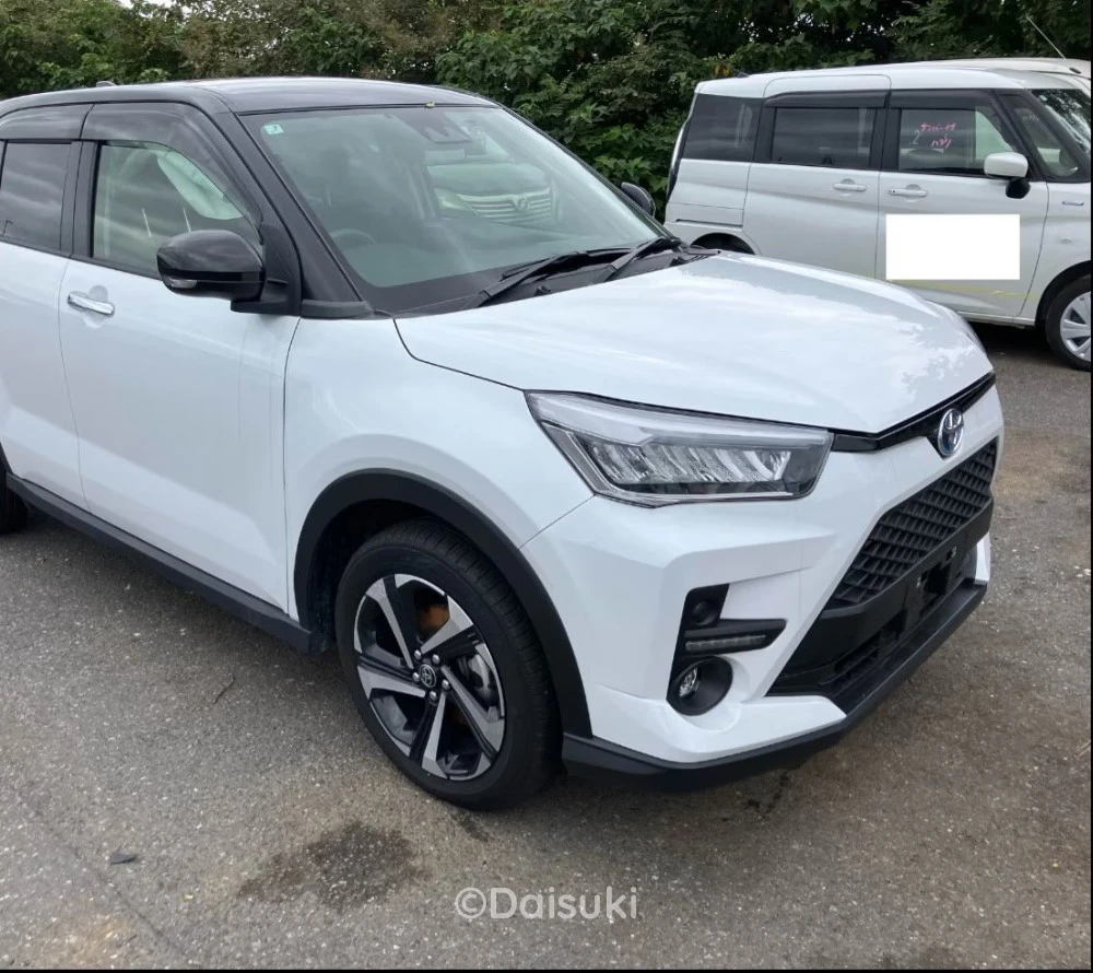 Toyota Razie Z HYBRID 2025